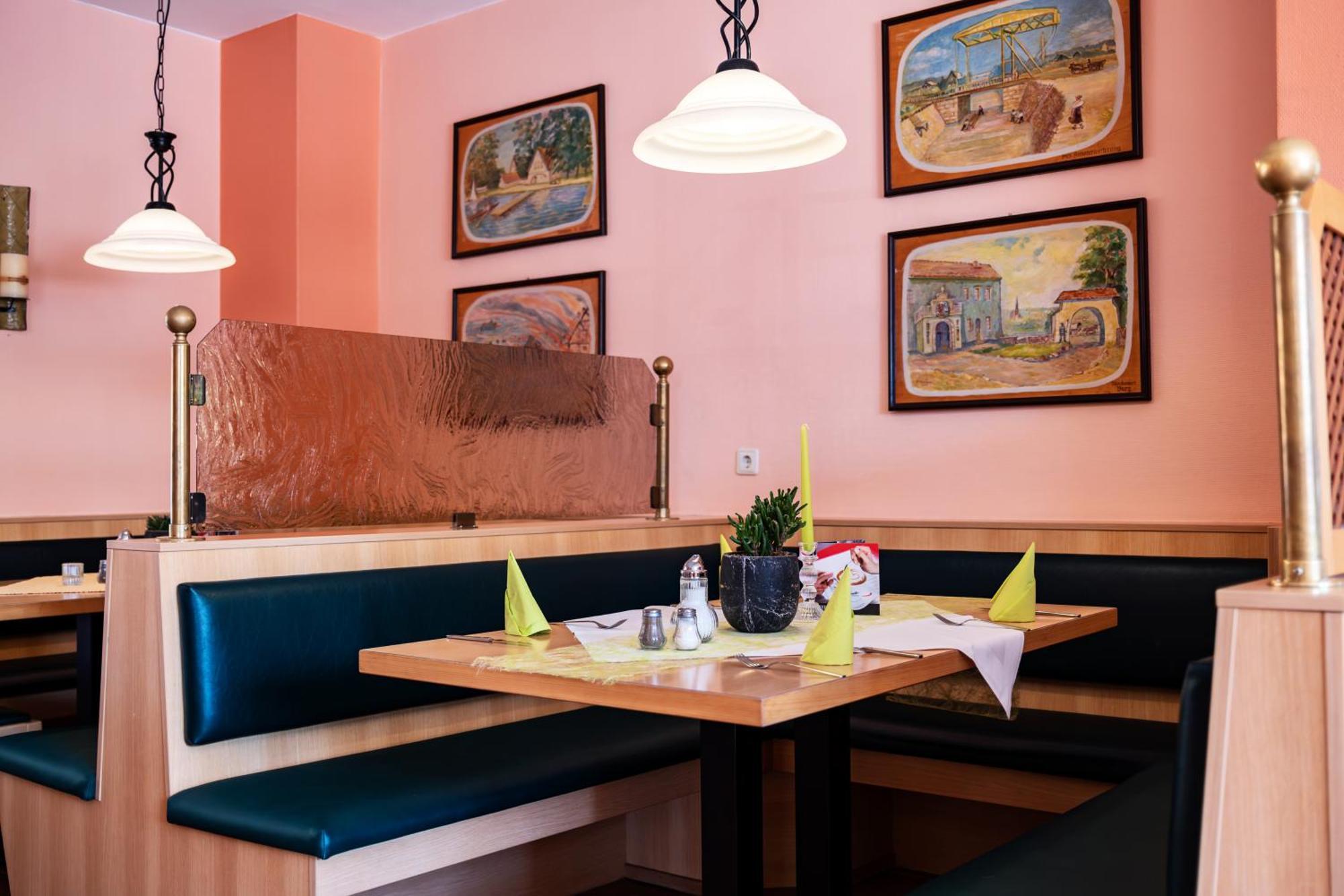 Restaurant & Hotel Storchenklause Шторков Экстерьер фото