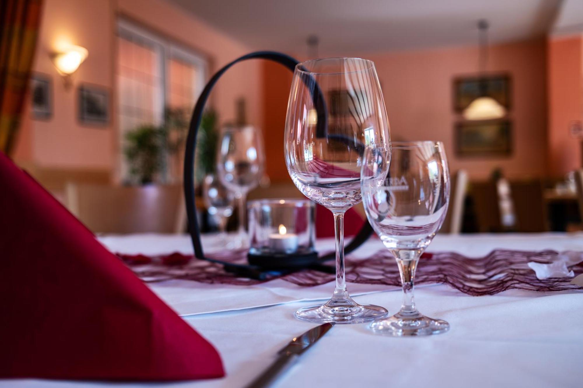 Restaurant & Hotel Storchenklause Шторков Экстерьер фото