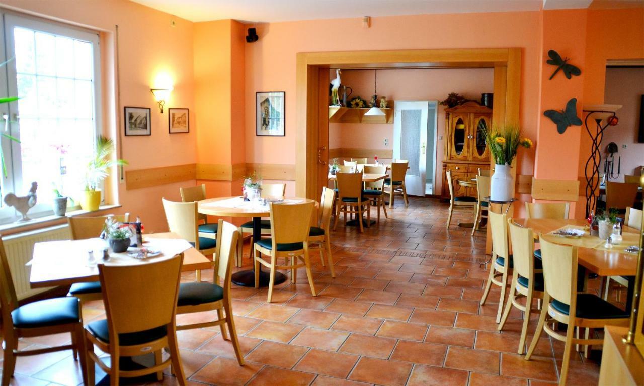 Restaurant & Hotel Storchenklause Шторков Экстерьер фото